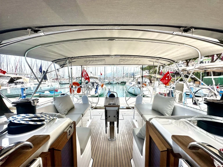 Rent a Bavaria Cruiser 46 Fethiye
