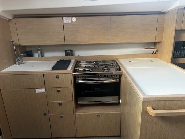 Bareboat Rental Sailboat Bavaria with a boat licence