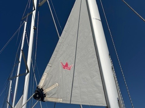 Bavaria Bavaria C42 in Marseille on SamBoat