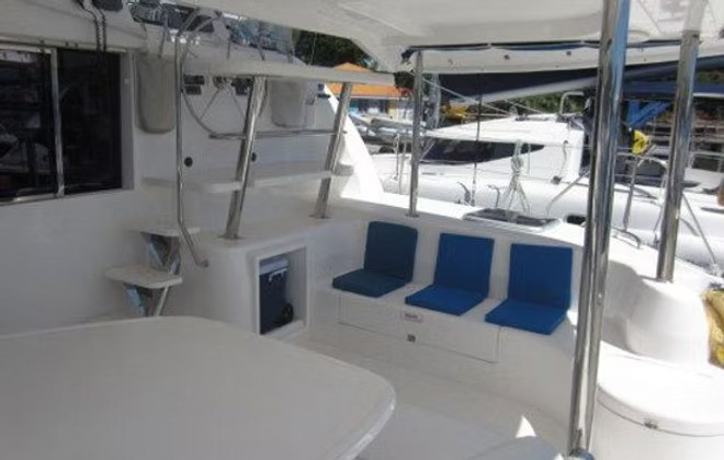 Catamaran for rent Parish of Saint George at the best price