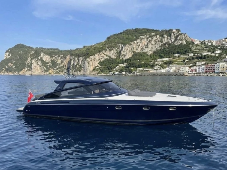 Motorboat for rent Poltu Quatu at the best price