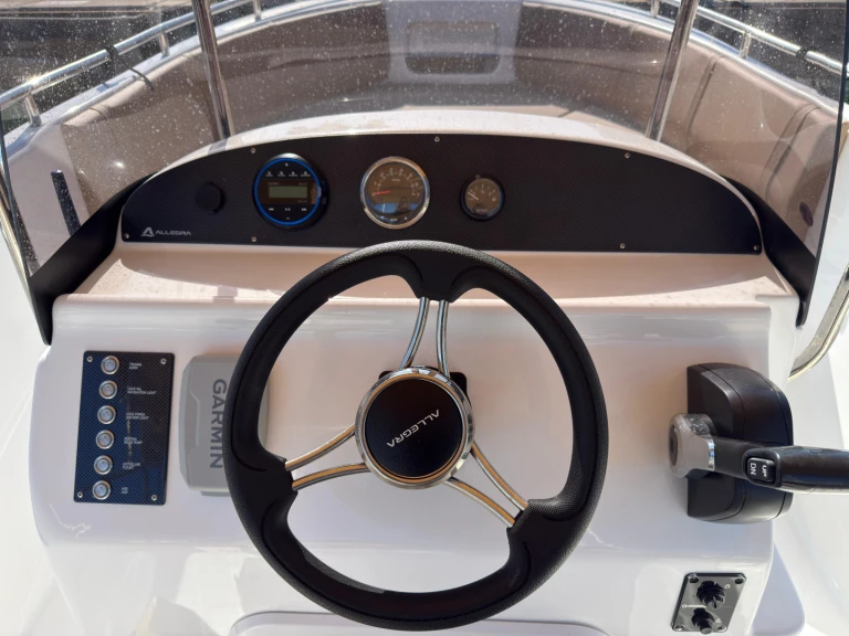 Bareboat Rental Motorboat Allegra Boats with a boat licence