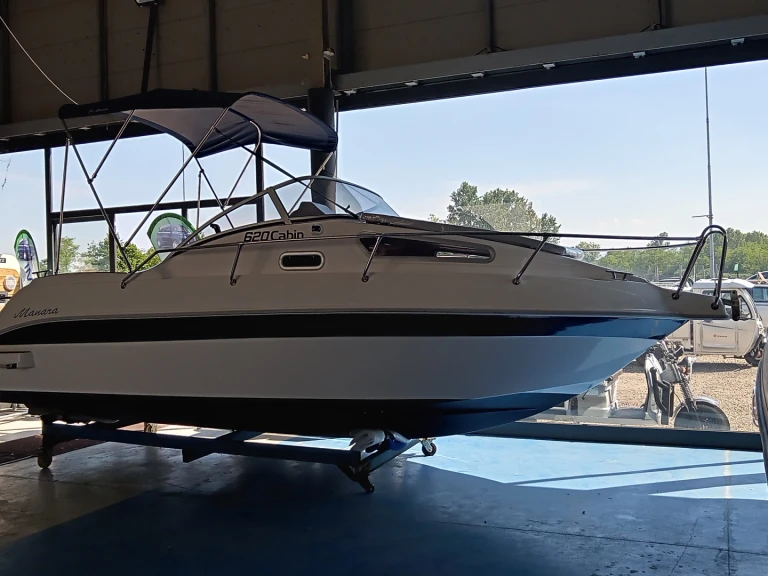 Rent a Manara Marine  620C Moniga del Garda