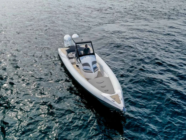 Yacht charter Gouvia cheap Motorboat