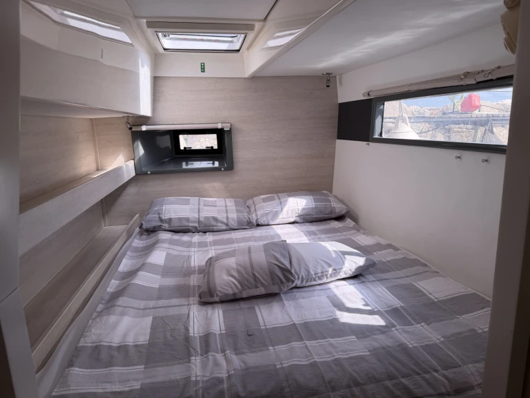 Rent a Leopard Leopard 40 Alghero