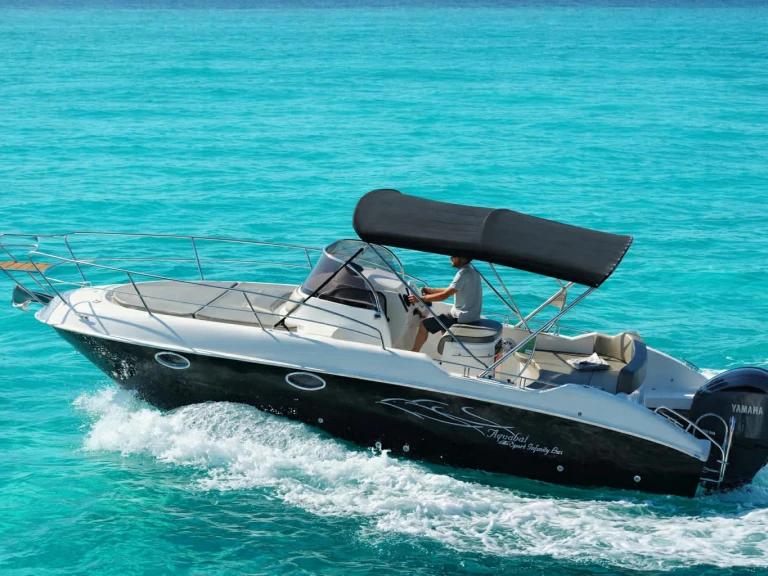 Bareboat Rental Motorboat Pacific Craft with a boat licence