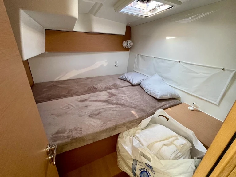 Catamaran for rent Alimos at the best price