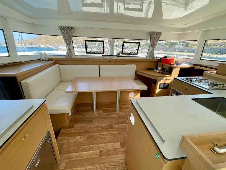 Catamaran for rent Tourlos at the best price
