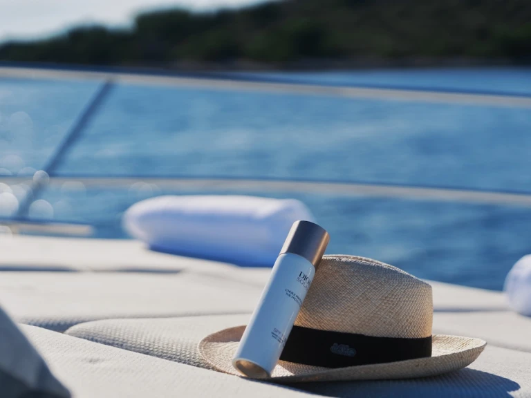 Yacht charter Marina Lav cheap Prestige 520 S