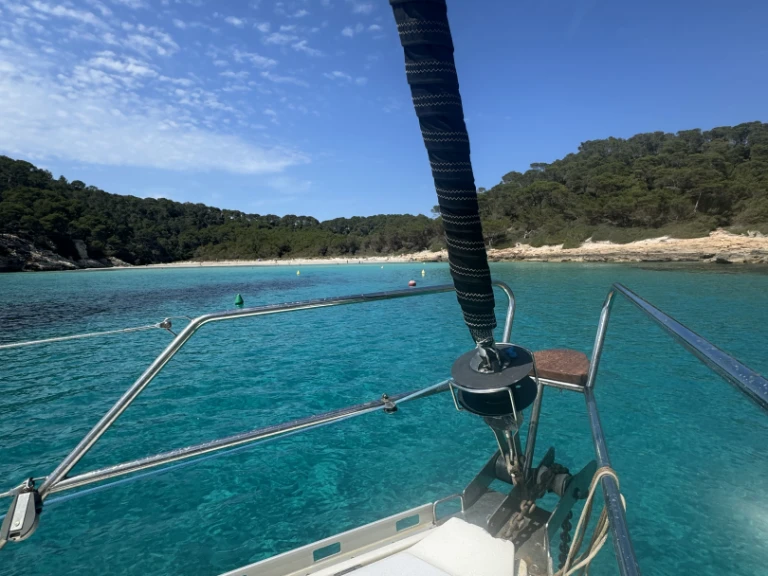 Sailboat rental in Cala Galdana - Dufour Dufour 38 Classic