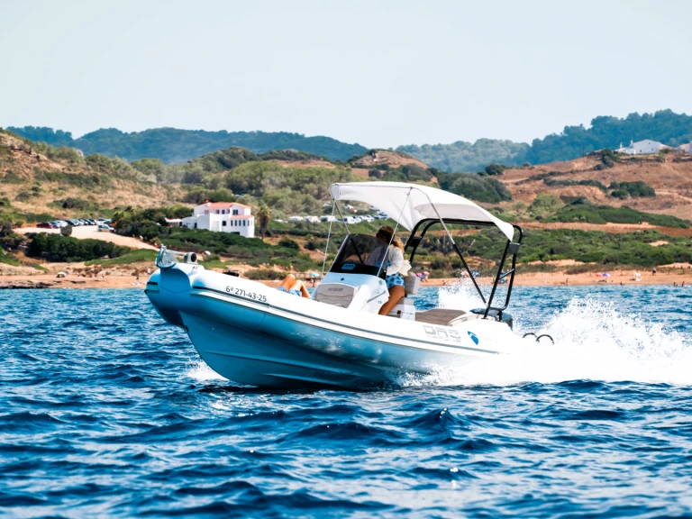 Boat rental Oromarine Oromarine S-65 in Ciutadella de Menorca on Samboat