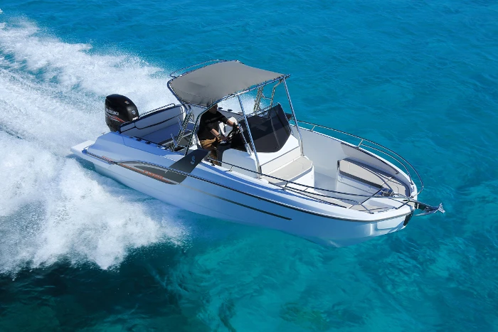 Rent a Bénéteau Beneteau Flyer 7.7 Space Deck Barcelona