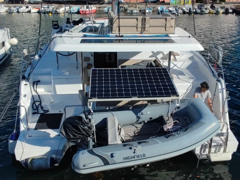 Boat rental Aventura Aventura 37 in Sète on Samboat