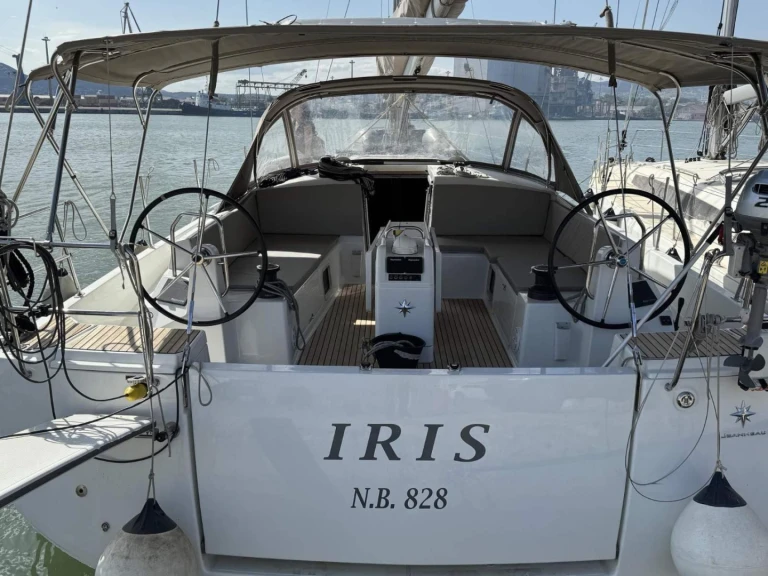 Rent a Jeanneau Sun Odyssey 490 Volos