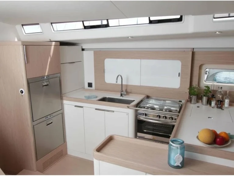 Boat rental Bénéteau First 53 in Lávrio on Samboat