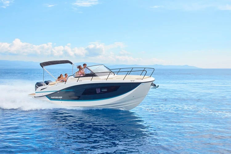 Motorboat rental in Anzio - Quicksilver Activ 875 Sundeck