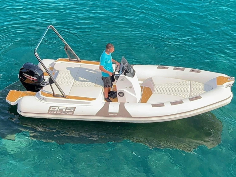 RIB rental with or without captain Oromarine Port d'Addaia (Port)