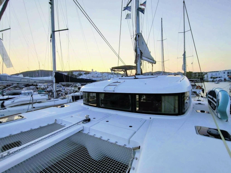 Boat rental Lagoon Lagoon 39 in Porto Cheli on Samboat