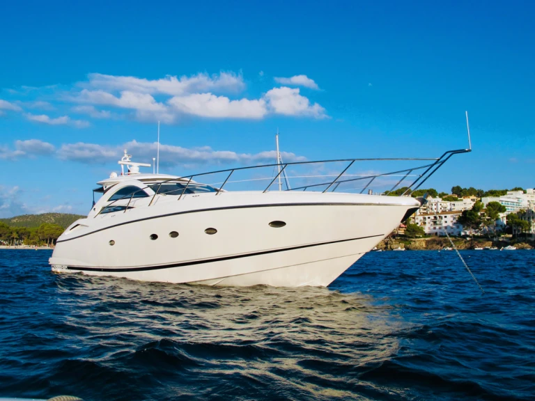 Luxury Yacht for rent Marina de Dénia at the best price