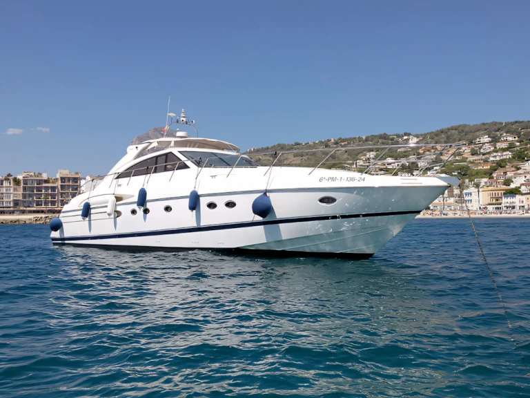 Luxury Yacht for rent Marina de Dénia at the best price