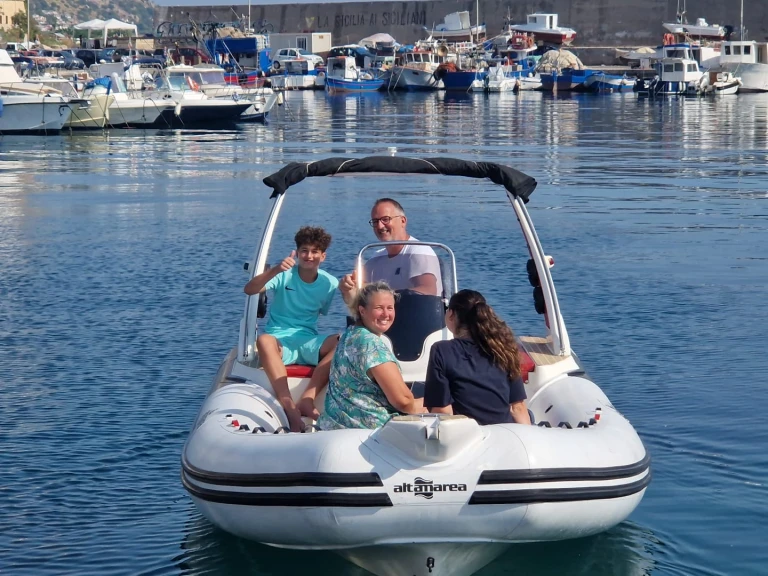 Yacht charter Palermo cheap Wave 19