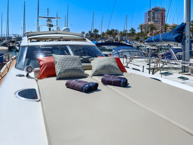 Sunseeker Predator 60 in Ibiza Town on SamBoat