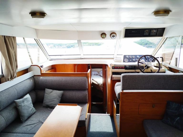 Luxury Yacht rental with or without captain Princess Mali Lošinj