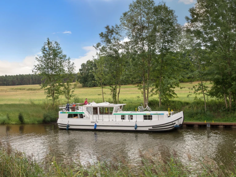 Boat rental Pénichette Pénichette 1400 FB in Argens-Minervois on Samboat