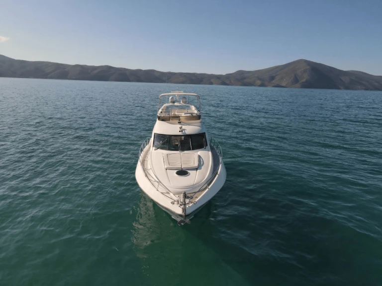 Luxury Yacht for rent Himarë at the best price