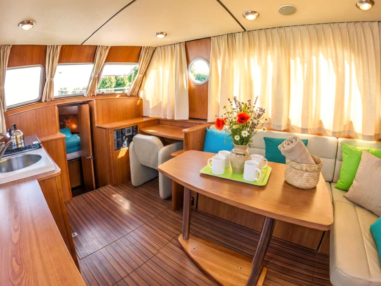 Motorboat rental with or without captain Linssen Dompierre-sur-Besbre