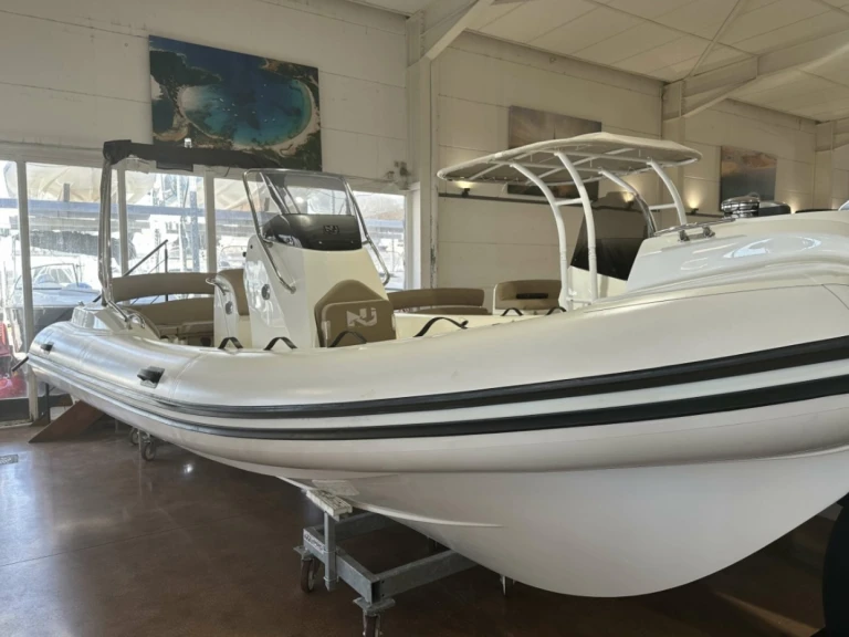 Nuova Jolly Prince 22 in Marseille on SamBoat