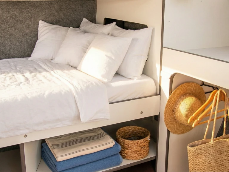 Nicols Yacht Nicols Riviera 920 charter bareboat or captained in  Sermoise-sur-Loire