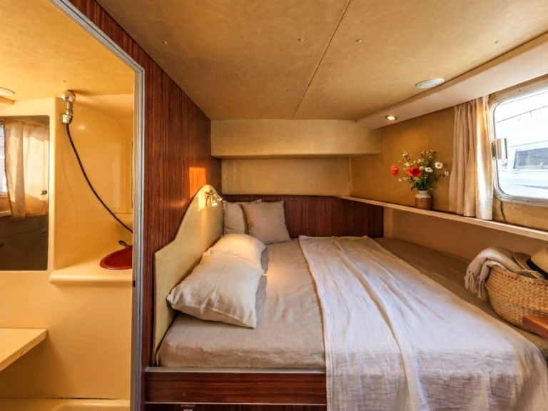 Houseboat rental with or without captain Pénichette Dompierre-sur-Besbre