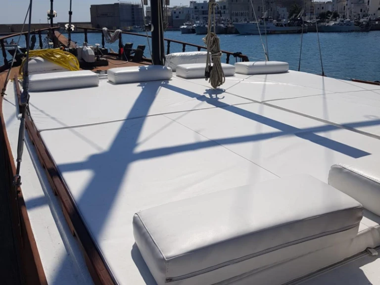 Sailboat rental with or without captain Gulet Vlore Ferry Port