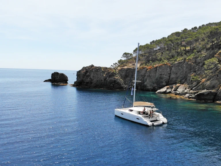 Catamaran rental with or without captain Fountaine Pajot Roses