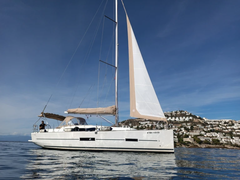 Sailboat rental with or without captain Dufour Roses
