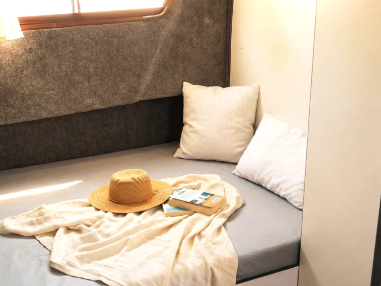 Motorboat rental with or without captain Nicols Yacht Sucé-sur-Erdre