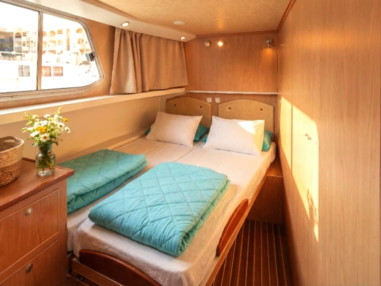 Boat rental Pénichette Pénichette 1180 FB in Argens-Minervois on Samboat