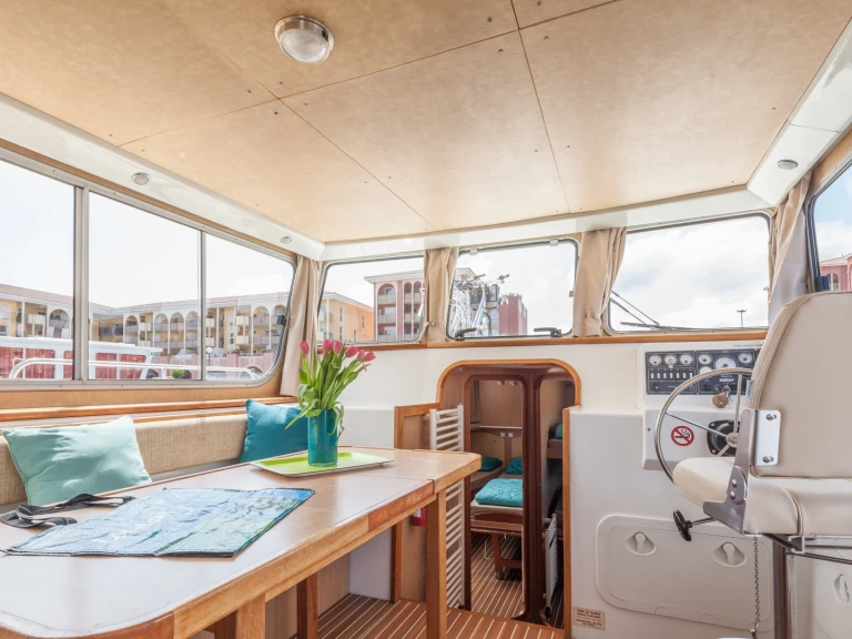 Houseboat rental with or without captain Pénichette Bram