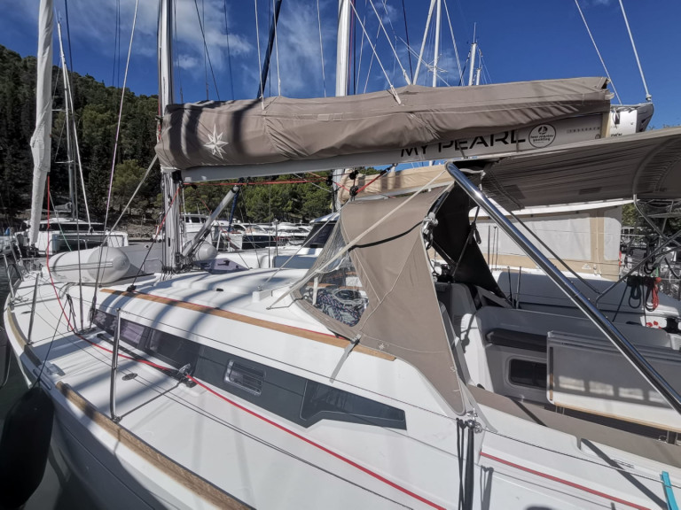 Sailboat for rent Trogir at the best price