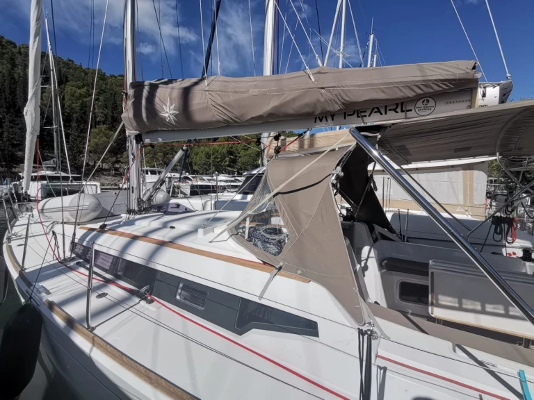 Sailboat for rent Trogir at the best price