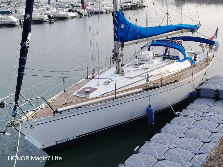 Sailboat rental with or without captain Bénéteau Brest