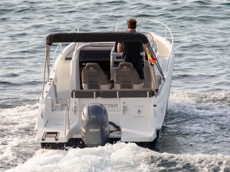 Yacht charter Palma de Mallorca cheap Cap Camarat 6.5 WA Serie 3
