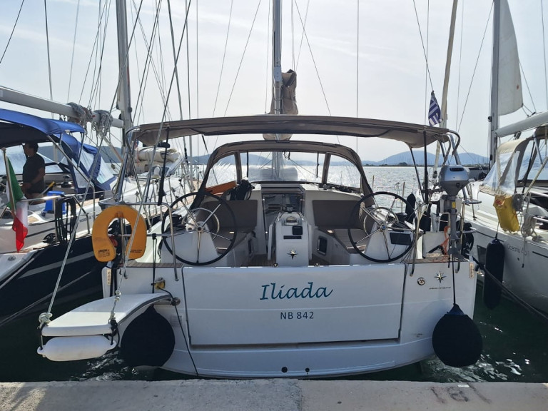 Rent a Jeanneau Sun Odyssey 410 Lefkáda
