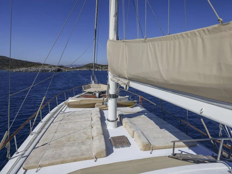 Luxury Yacht for rent Bodrum at the best price