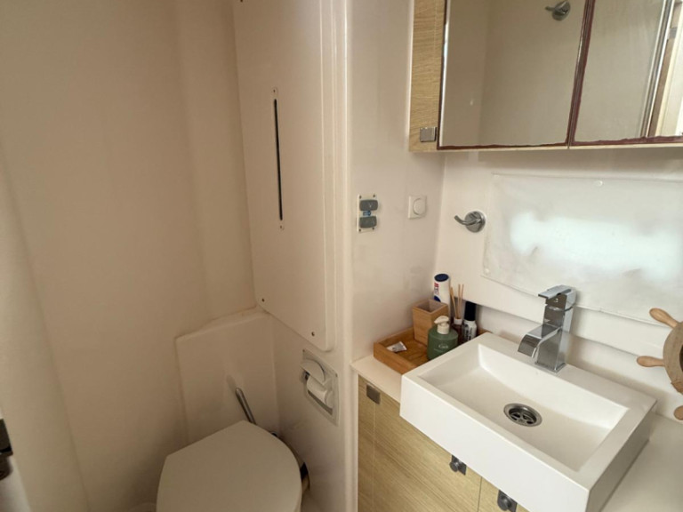 Bareboat Rental Catamaran Bali with a boat licence