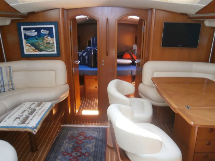 Bareboat Rental Sailboat Jeanneau with a boat licence