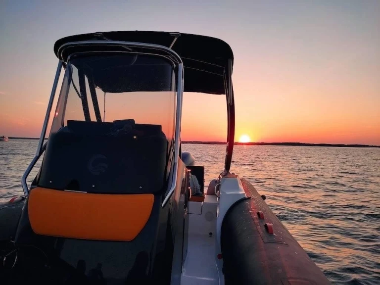 RIB rental with or without captain Capelli Arcachon