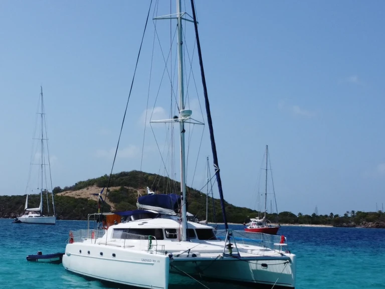 Catamaran rental in La Flotte - Fountaine Pajot Belize 43