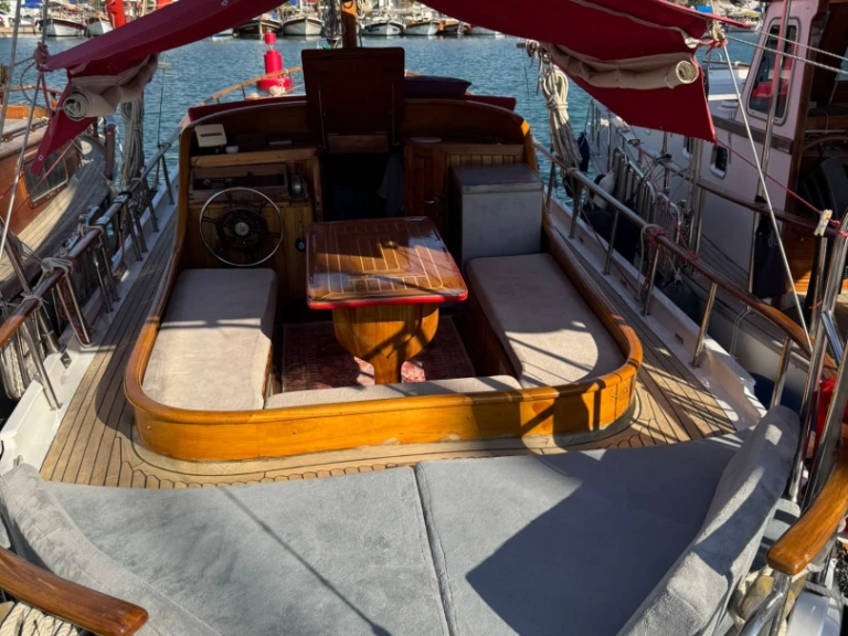 Sailboat for rent Bodrum at the best price